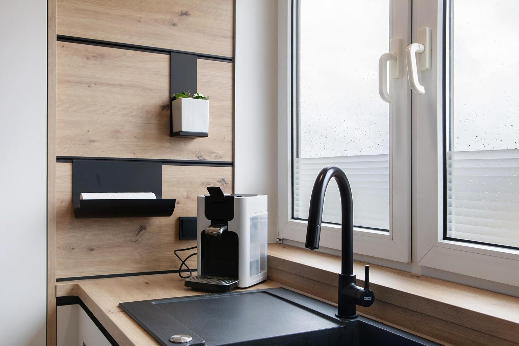 Happy Place Apartment *